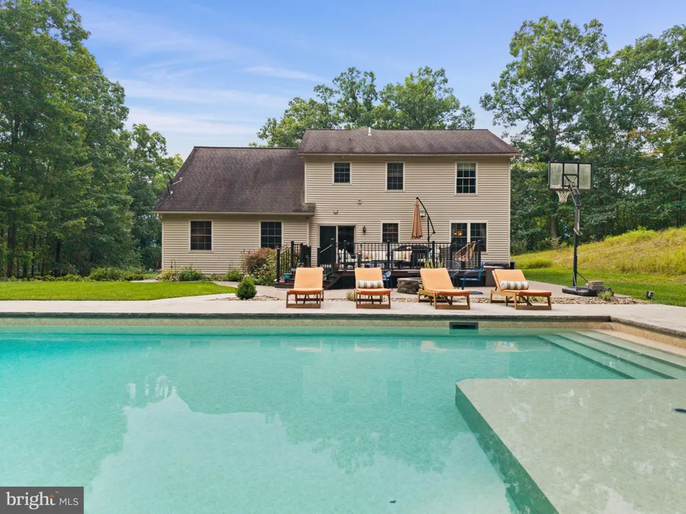 13604 S EAGLE ROAD S Tyrone, PA 16686