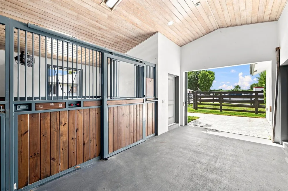 13155 Southfields Road Wellington, FL 33414