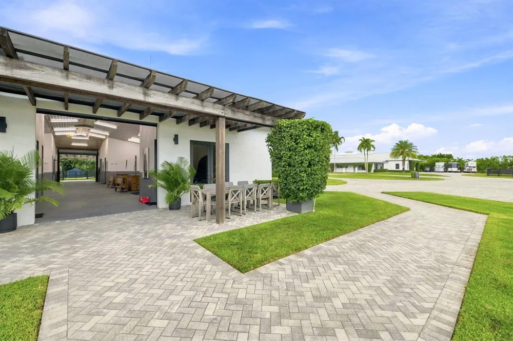 13155 Southfields Road Wellington, FL 33414