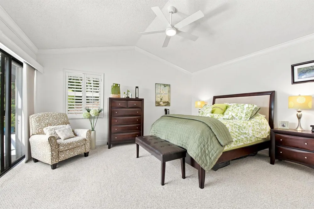 2576 LA CRISTAL CIRCLE Palm Beach Gardens, FL 33410