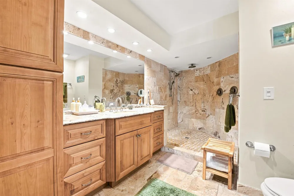 2576 LA CRISTAL CIRCLE Palm Beach Gardens, FL 33410