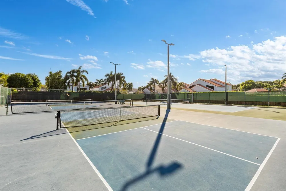 2576 LA CRISTAL CIRCLE Palm Beach Gardens, FL 33410