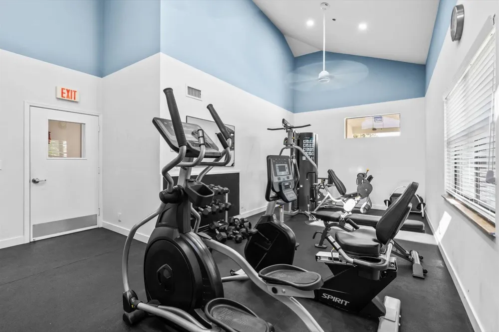 2576 LA CRISTAL CIRCLE Palm Beach Gardens, FL 33410