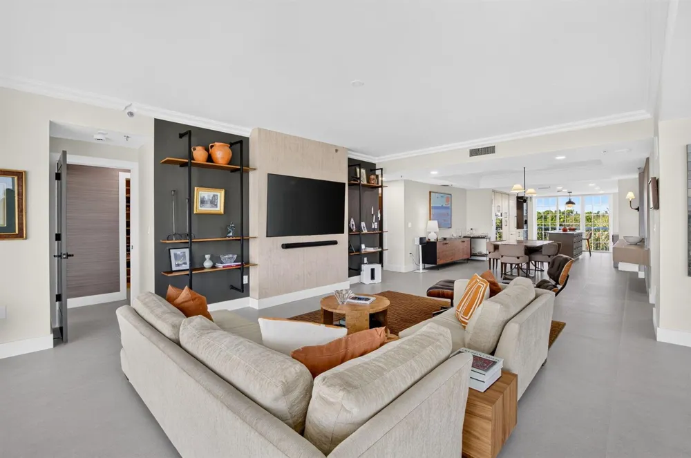 17031 BOCA CLUB BOULEVARD #065A Boca Raton, FL 33487