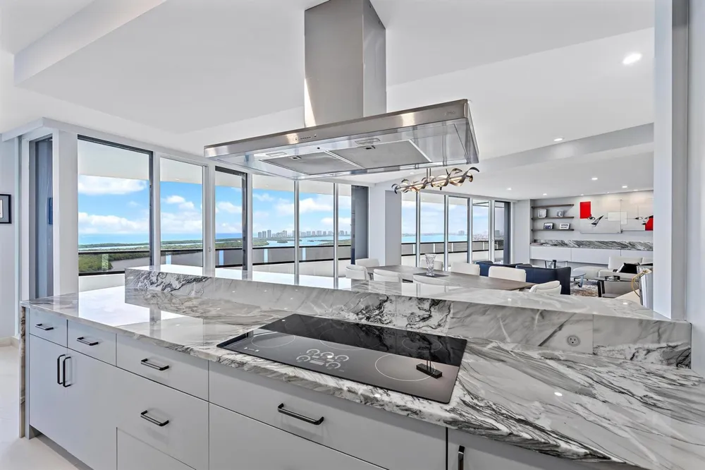 100 LAKESHORE DRIVE #2151 North Palm Beach, FL 33408