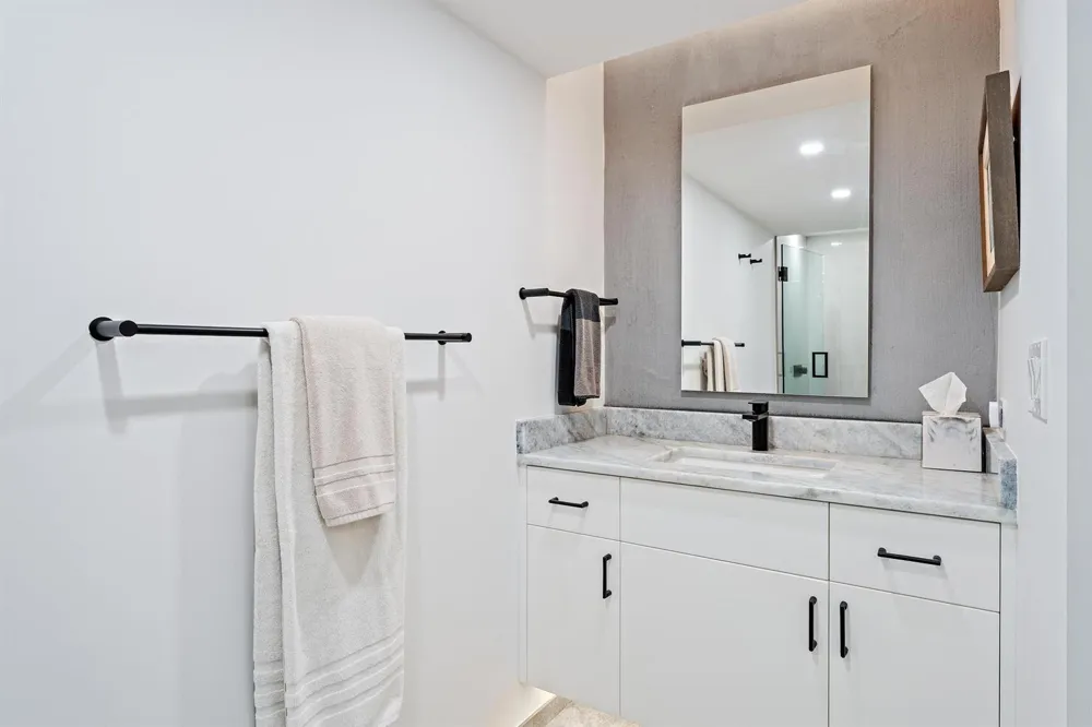 100 LAKESHORE DRIVE #2151 North Palm Beach, FL 33408