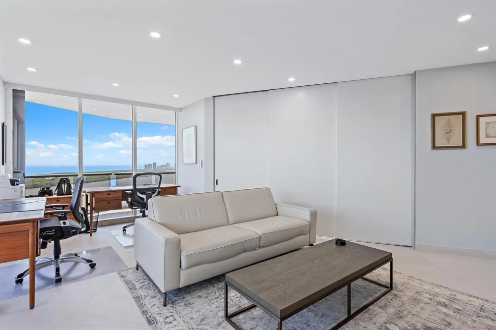 100 LAKESHORE DRIVE #2151 North Palm Beach, FL 33408
