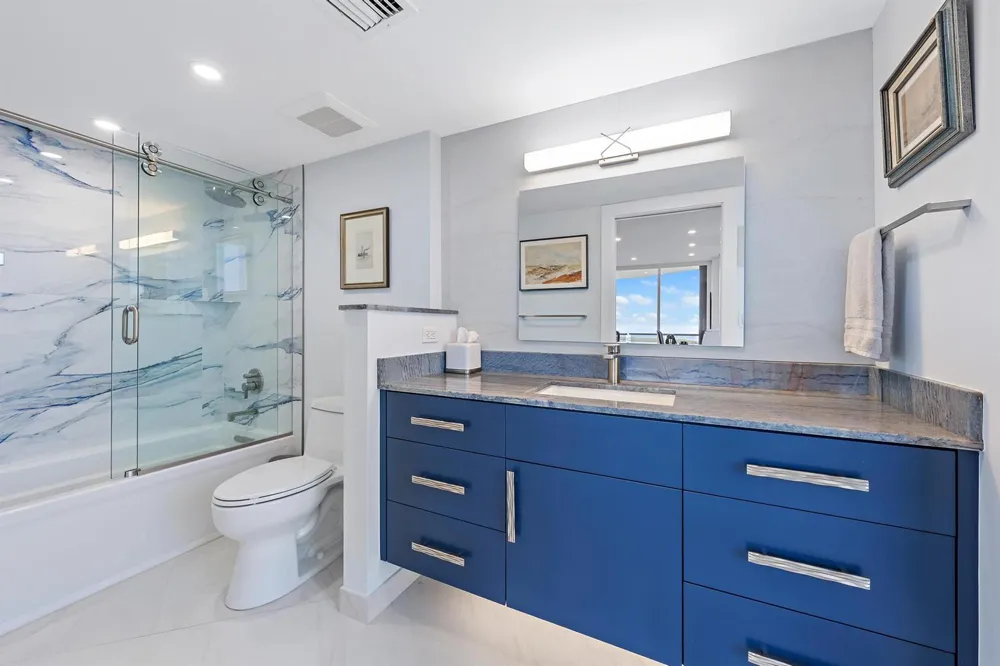 100 LAKESHORE DRIVE #2151 North Palm Beach, FL 33408