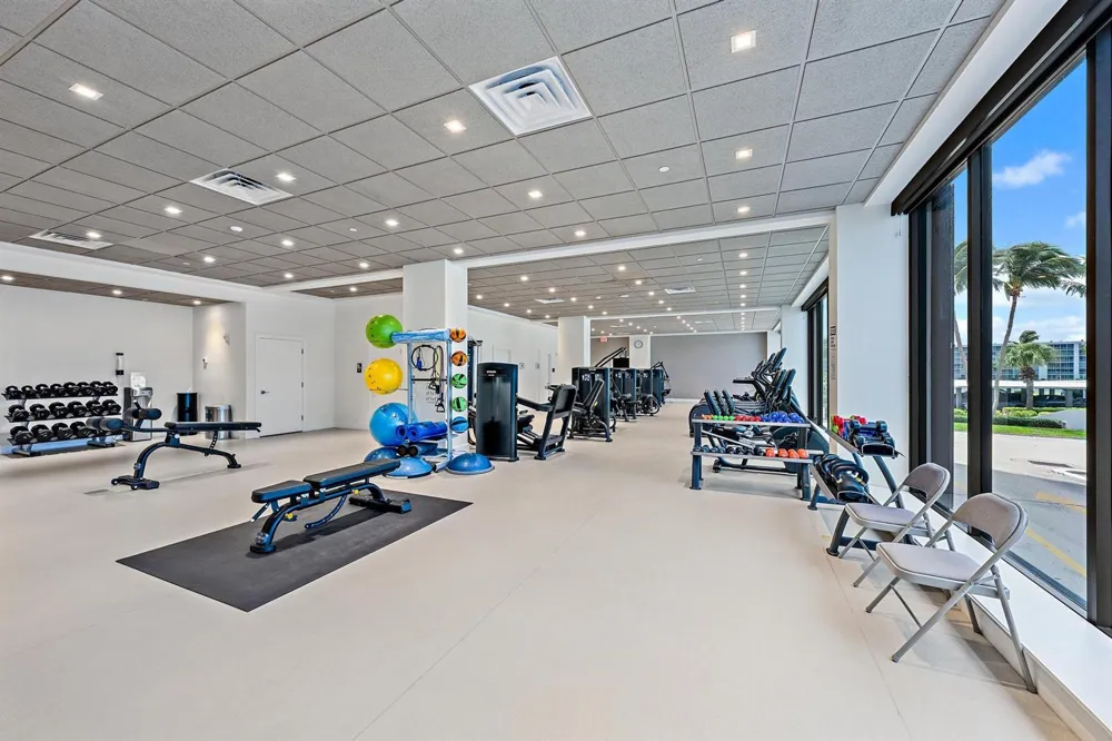 100 LAKESHORE DRIVE #2151 North Palm Beach, FL 33408