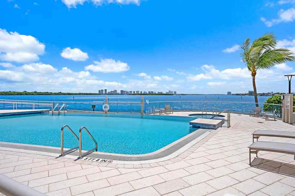 100 LAKESHORE DRIVE #2151 North Palm Beach, FL 33408