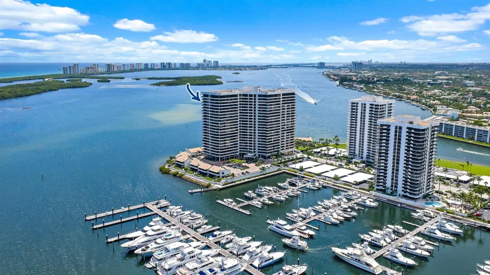 100 LAKESHORE DRIVE #2151 North Palm Beach, FL 33408