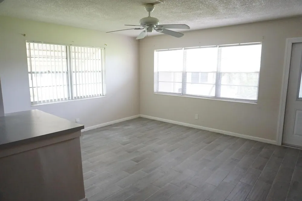 249 Sheffield K West Palm Beach, FL 33417