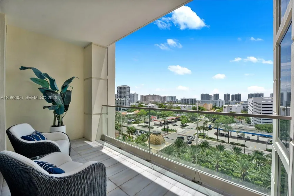17901 Collins Ave #802 Sunny Isles Beach, FL 33160