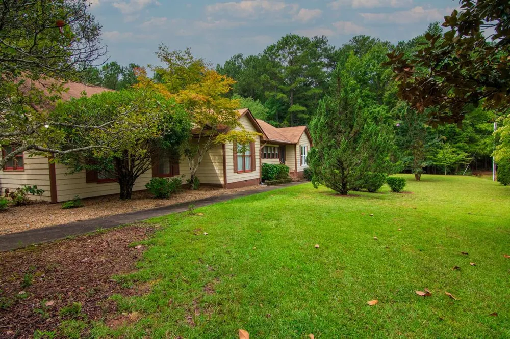 200 Sullivan Circle Pine Mountain, GA 31822
