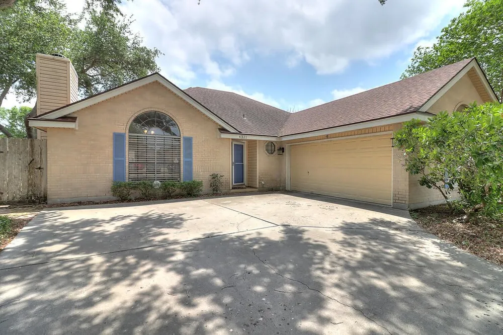 4321 Holly Ridge Drive Corpus Christi, TX 78413