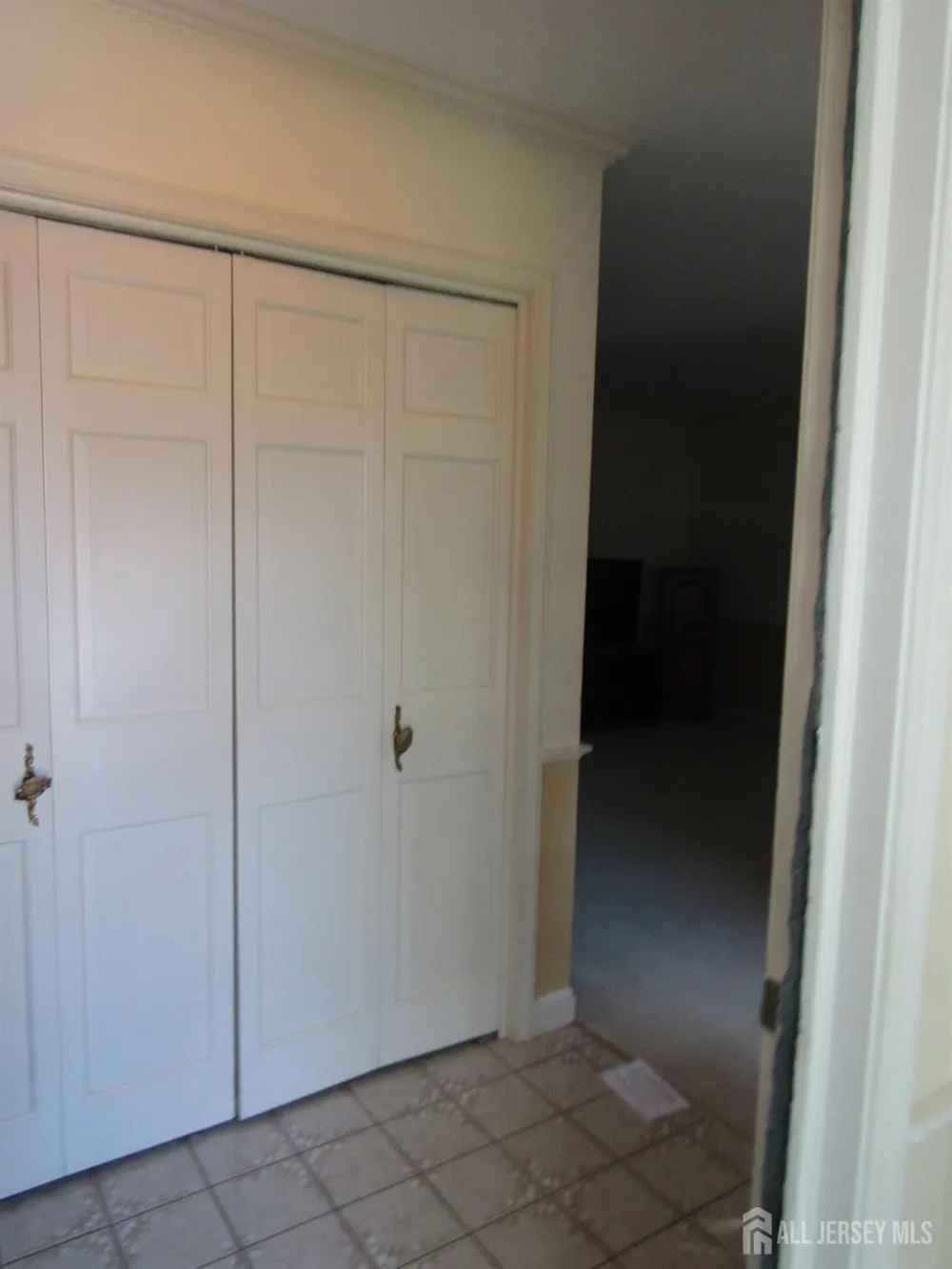 57 Fairfield Lane #C Monroe, NJ 08831