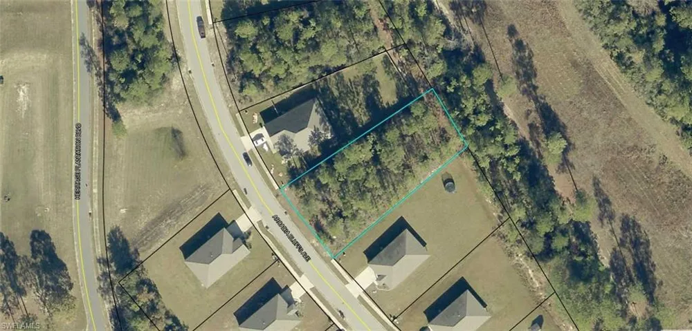 6413 Arcadia Bluffs Avenue Laurel Hill, FL 32567
