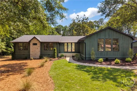 1040 Woodbine Drive