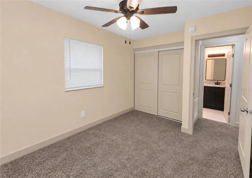 6800 1ST STREET St Petersburg, FL 33702