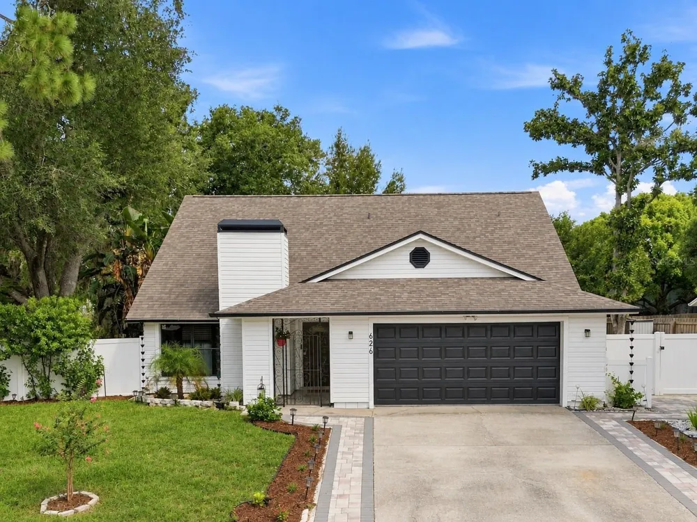 626 FOREST HILLS DRIVE Brandon, FL 33510
