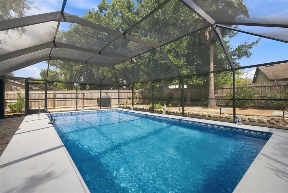 626 FOREST HILLS DRIVE Brandon, FL 33510