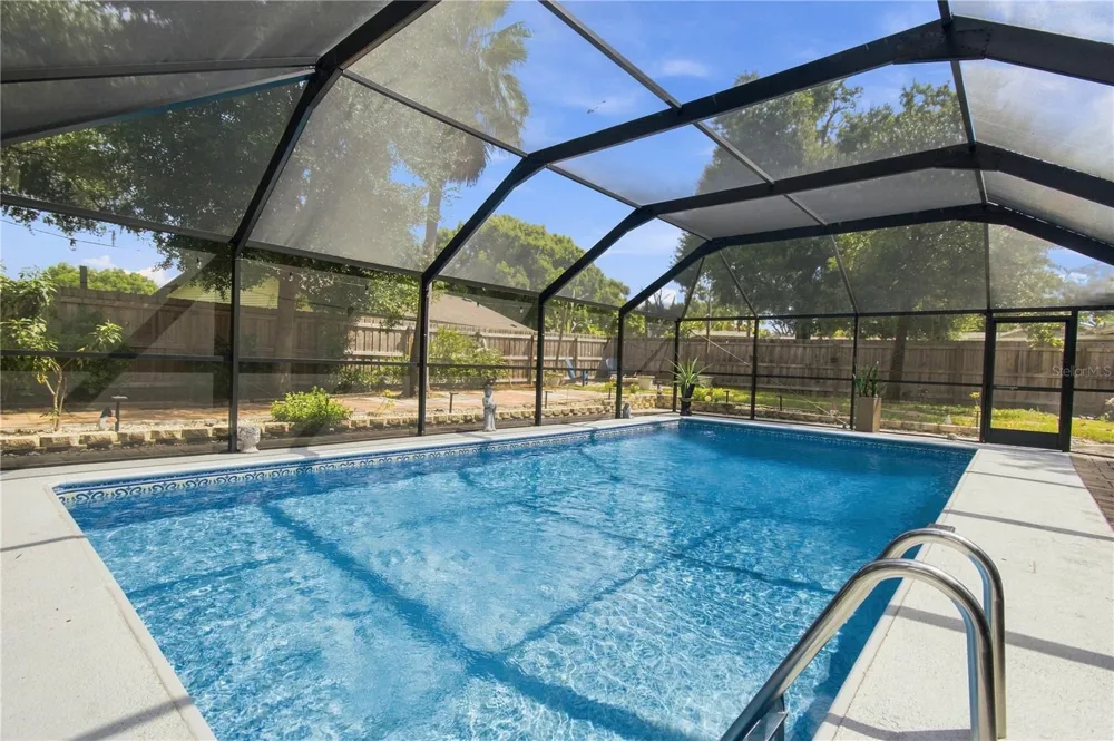 626 FOREST HILLS DRIVE Brandon, FL 33510