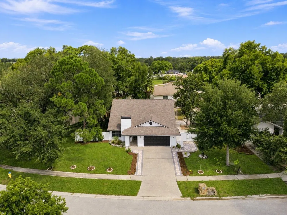 626 FOREST HILLS DRIVE Brandon, FL 33510