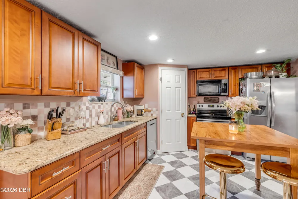 2144 Jungle Road New Smyrna Beach, FL 32168
