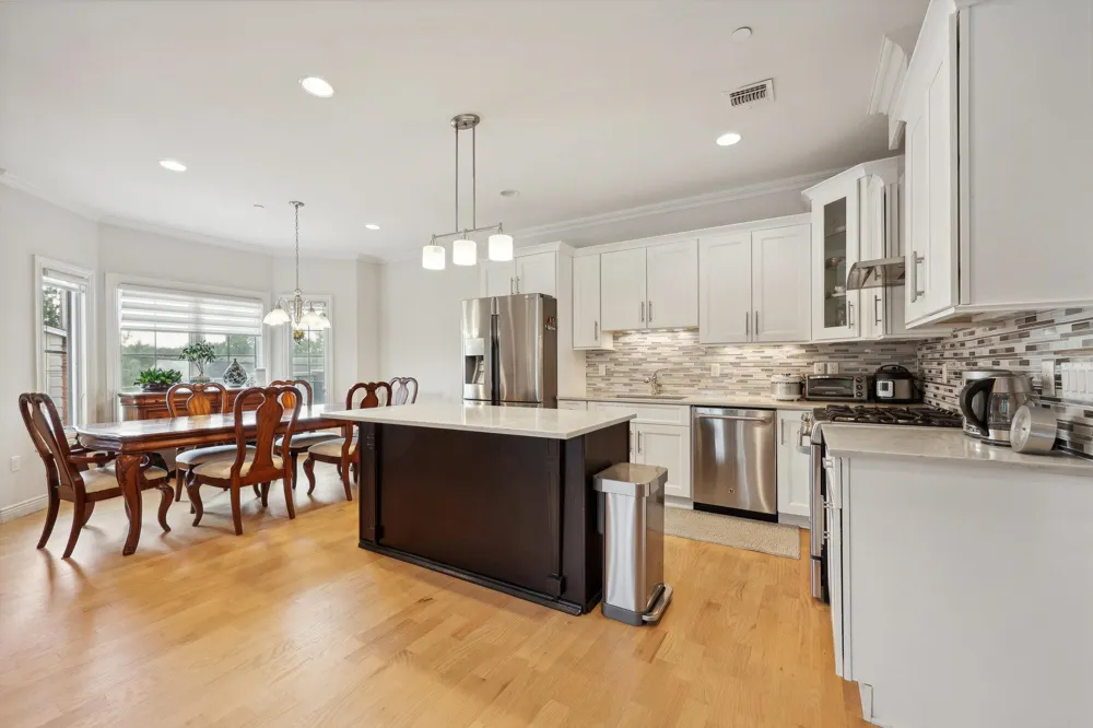 140 CEDAR ST Fort Lee, NJ 07024