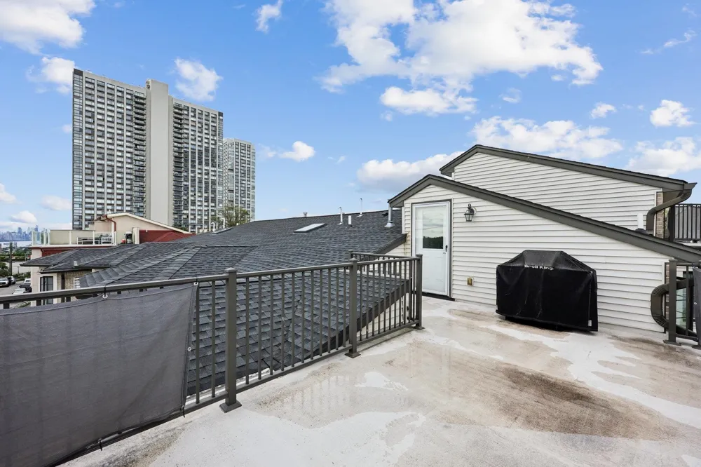 140 CEDAR ST Fort Lee, NJ 07024
