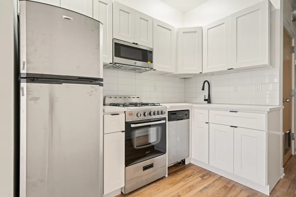 615 MONROE ST Hoboken, NJ 07030