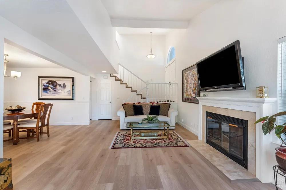 377 E 2nd Street Benicia, CA 94510