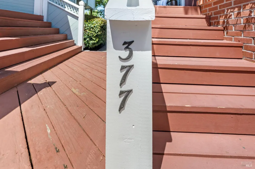 377 E 2nd Street Benicia, CA 94510