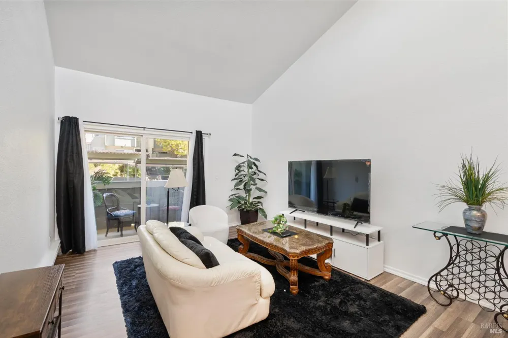 1333 Camino Alto ##222 Vallejo, CA 94589
