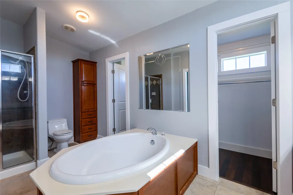 330 Cross Lane Kyle, TX 78640