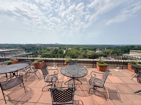 3900 Rose Hill Avenue #905A