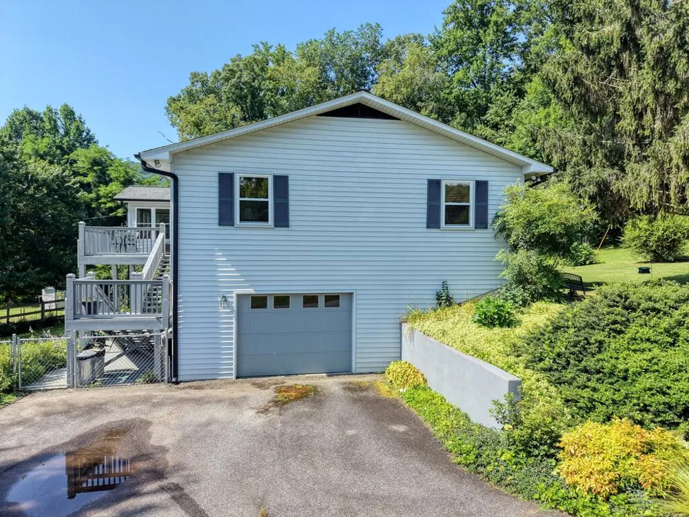 142 Mosley Lane Blairsville, GA 30512