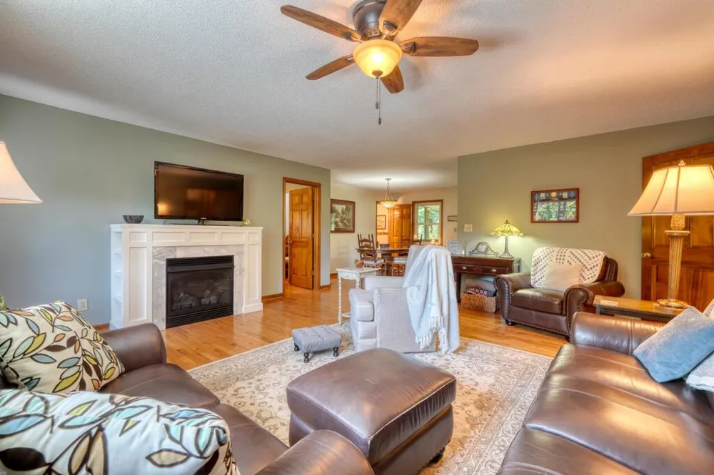 142 Mosley Lane Blairsville, GA 30512