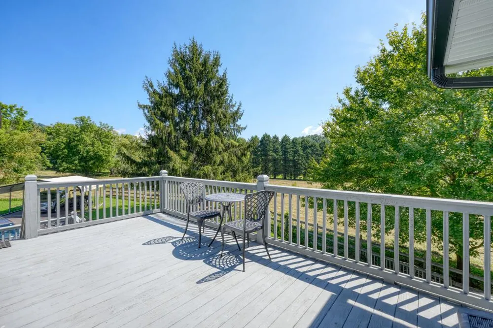 142 Mosley Lane Blairsville, GA 30512