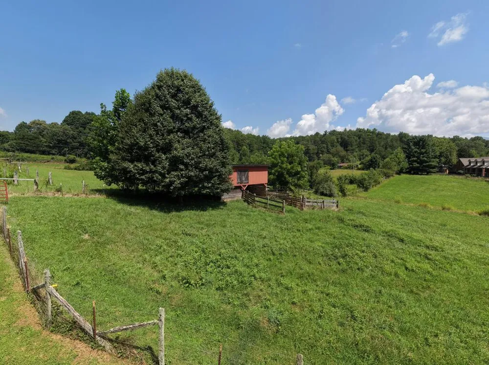 142 Mosley Lane Blairsville, GA 30512