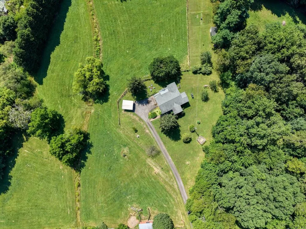 142 Mosley Lane Blairsville, GA 30512