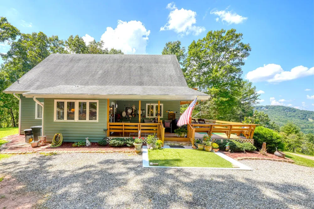 416 Autumn Hills Drive Morganton, GA 30560