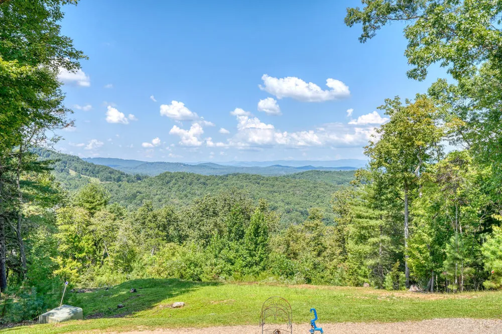 416 Autumn Hills Drive Morganton, GA 30560