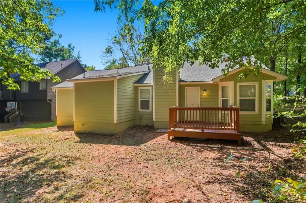 1586 Elizabeth Lane Hampton, GA 30228
