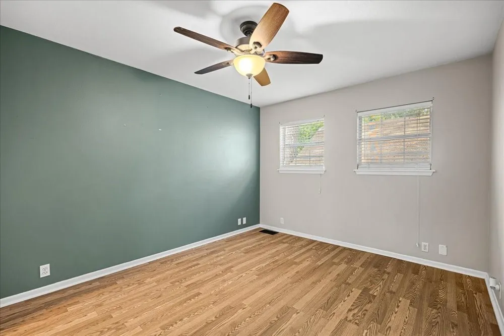 206 S Monroe Street La Grange, TX 78945