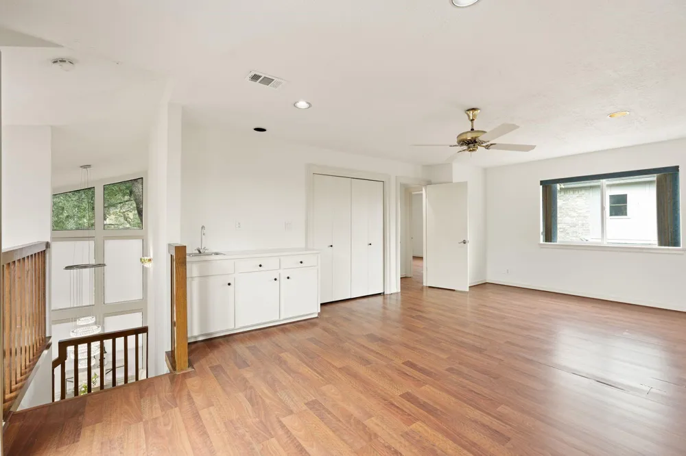 12039 E Circle Drive Houston, TX 77071