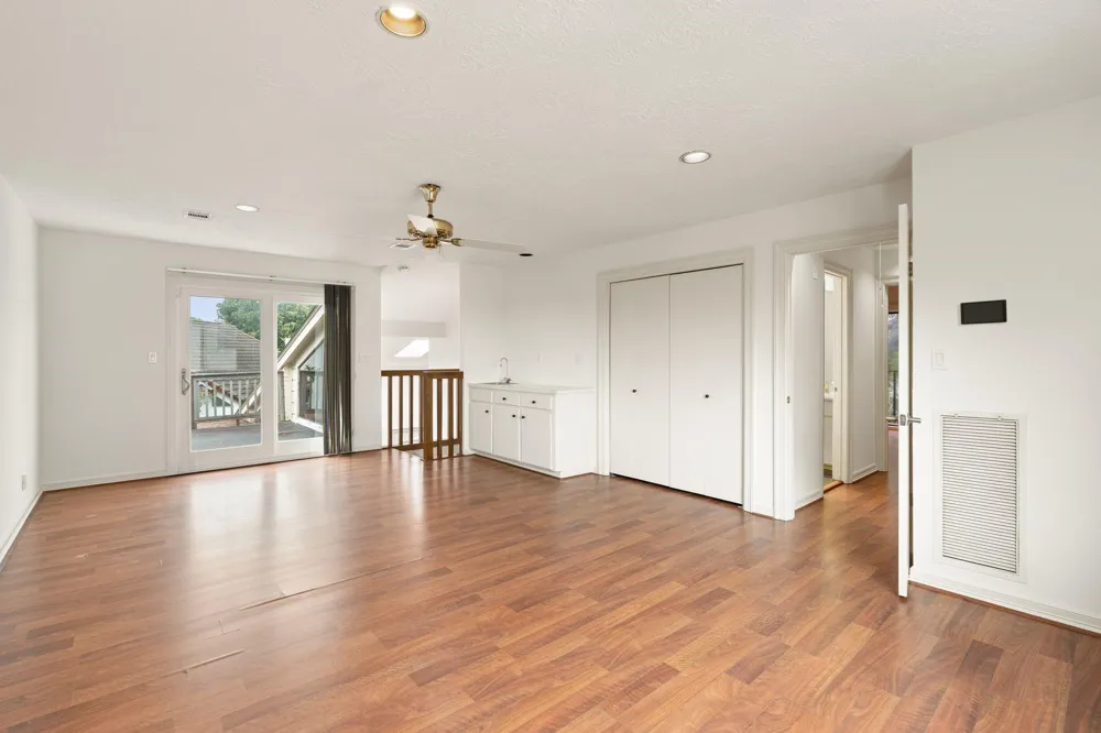 12039 E Circle Drive Houston, TX 77071