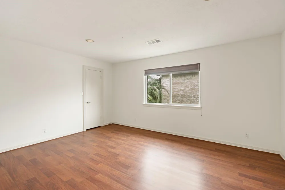 12039 E Circle Drive Houston, TX 77071