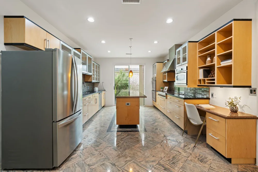 12039 E Circle Drive Houston, TX 77071