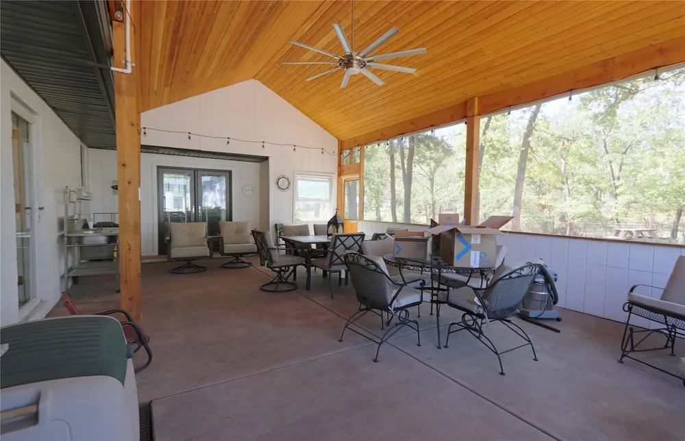 73815 Cyclone Hollow Road Wagoner, OK 74467